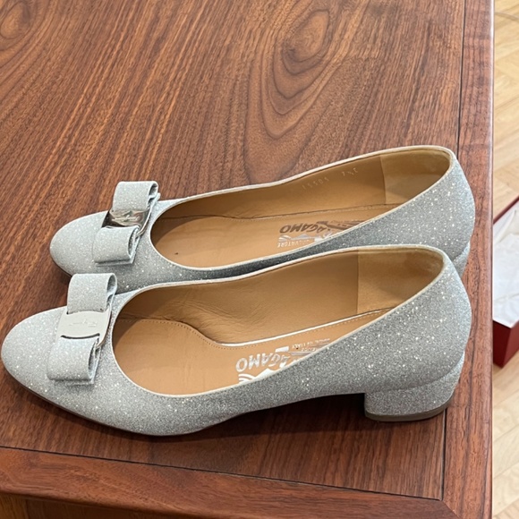 Salvatore Ferragamo Glitter shoes - Picture 2 of 10
